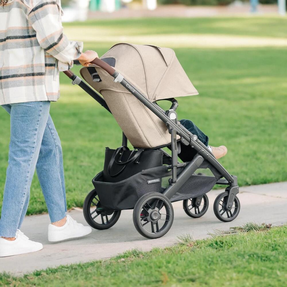 Uppababy Cruz V2 Cosmo Travel Sistem Bebek Arabası Liam - Black - 11